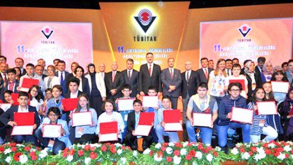 11. TÜBİTAK Ortaokul Öğrencileri Araştırma Projeleri Yarışması´ndan Balıkesire Türkiye İkinciliği Ödülü